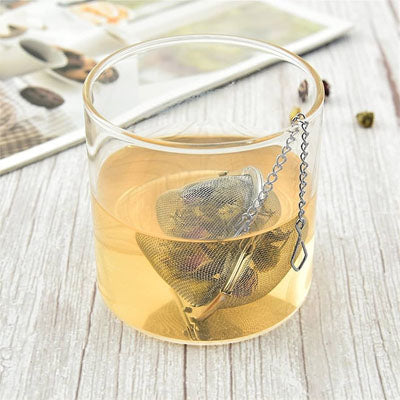 Boule pour le the dans un verre